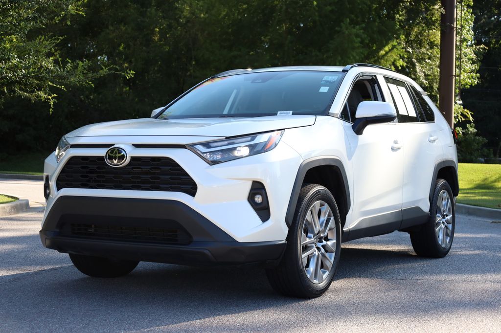 2022 Toyota RAV4 XLE Premium