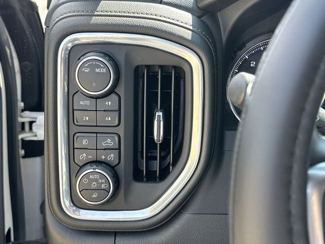 2022 Chevrolet Silverado 1500 RST photo 17
