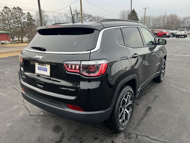 2025 Jeep Compass Limited photo 3
