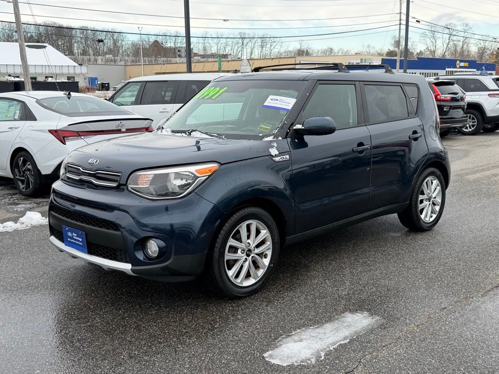 2017 Kia Soul Plus photo 3