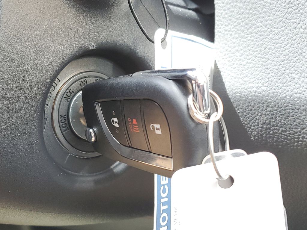 2025 Toyota RAV4 Hybrid LE photo 27