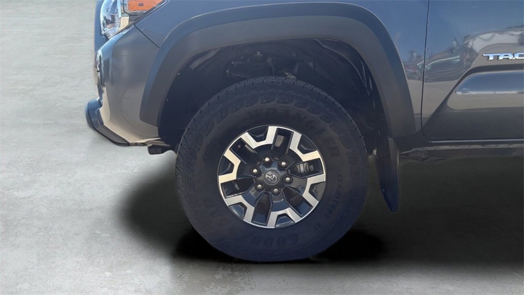 2023 Toyota Tacoma TRD Off-Road photo 50