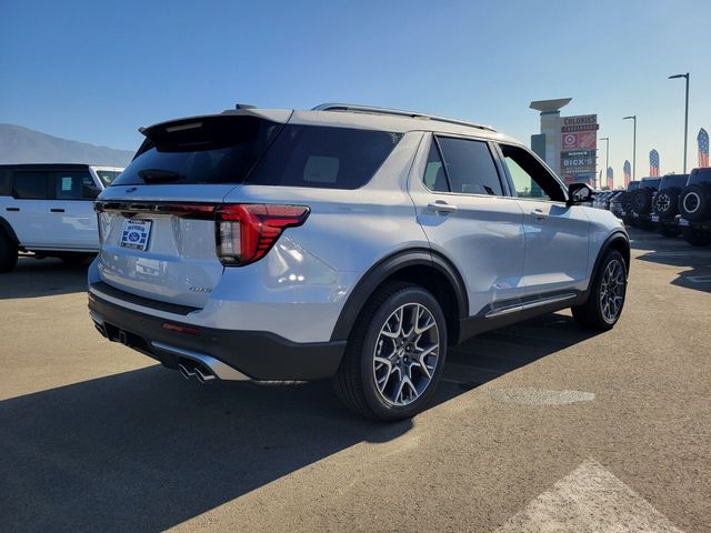 2025 Ford Explorer Platinum photo 3