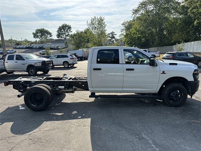 2026 Ram 3500 Tradesman photo 5