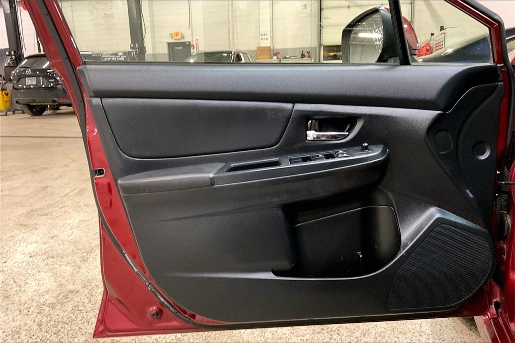 2013 SUBARU IMPREZA - Image 19