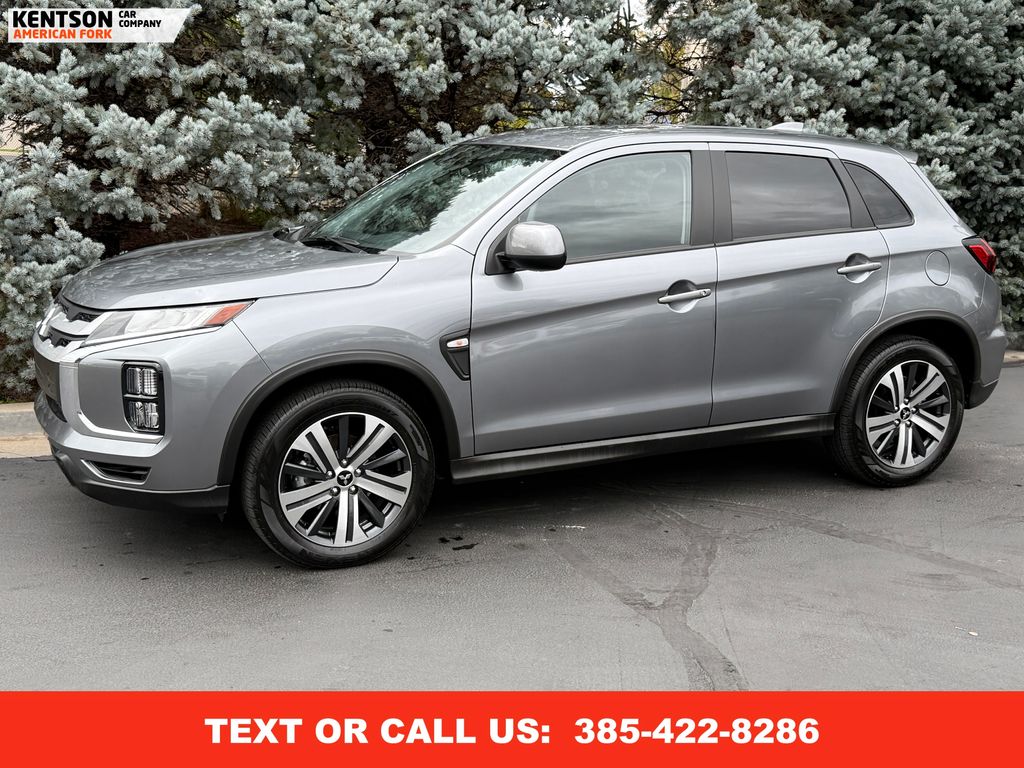 2025 Mitsubishi Outlander Sport ES's photo