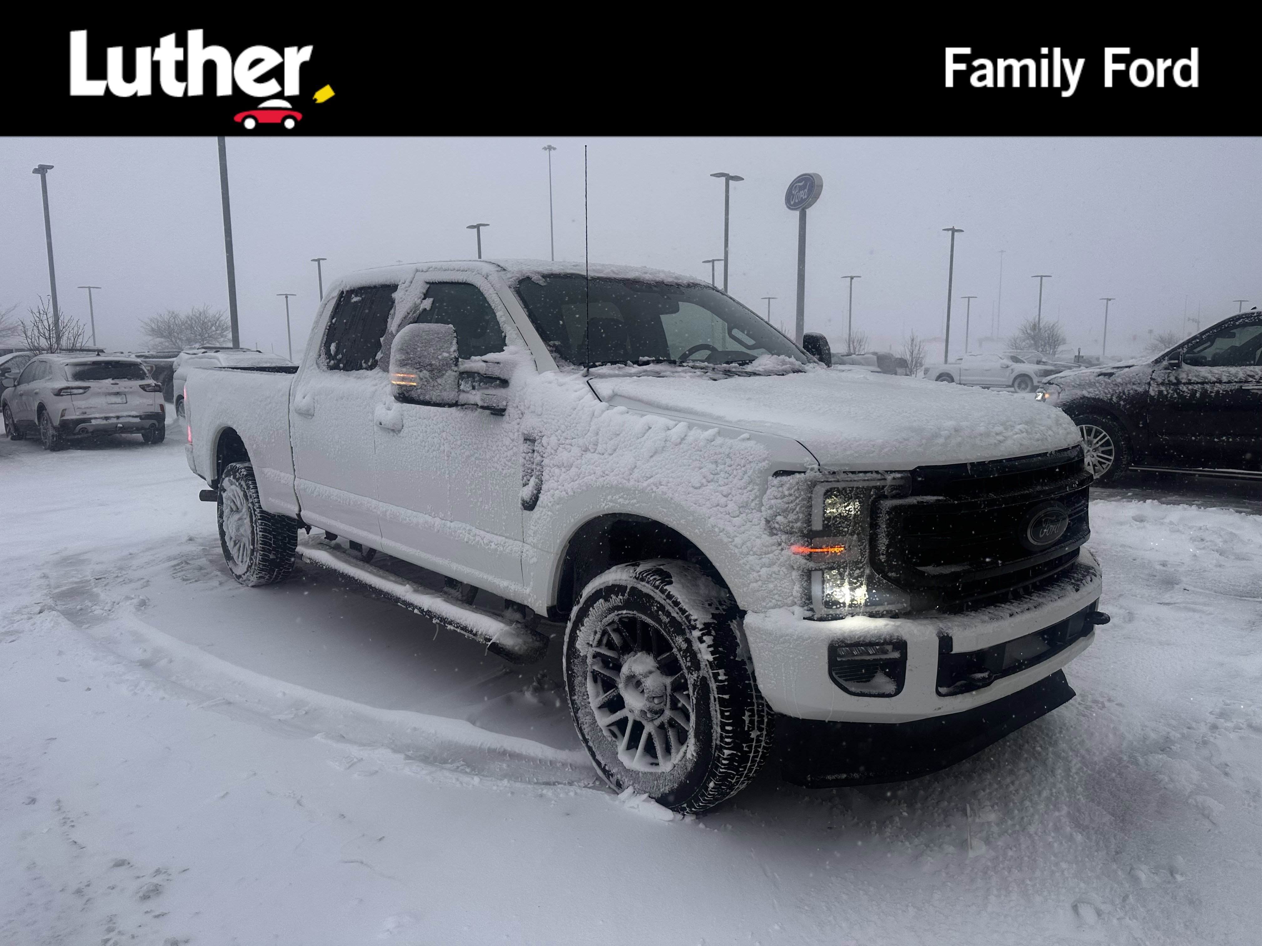 2021 Ford F-350 Super Duty Lariat's photo
