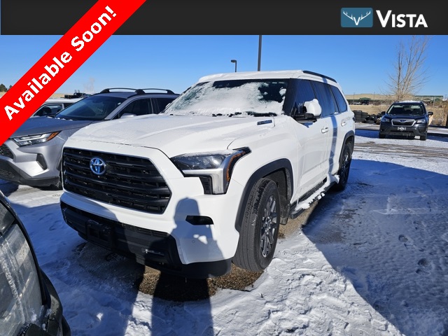 2023 Toyota Sequoia SR5's photo