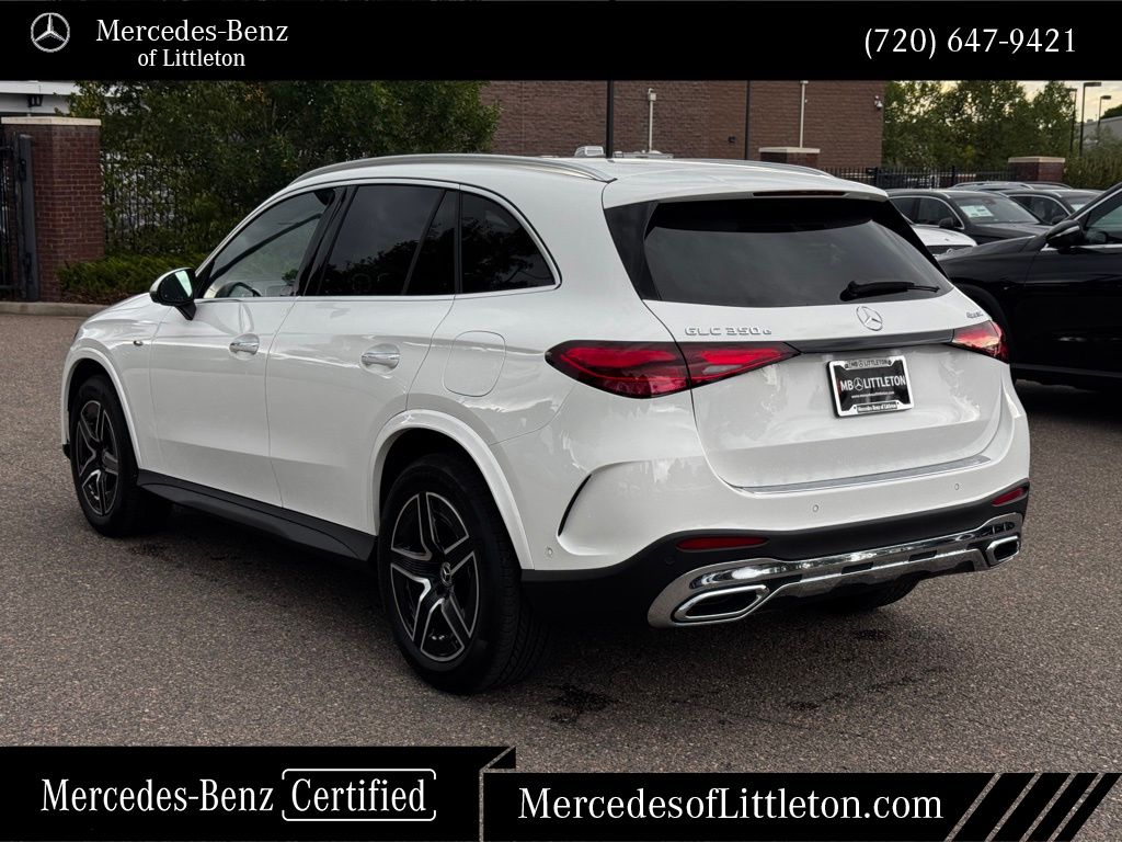 2025 Mercedes Benz GLC 350e 4MATIC photo 3