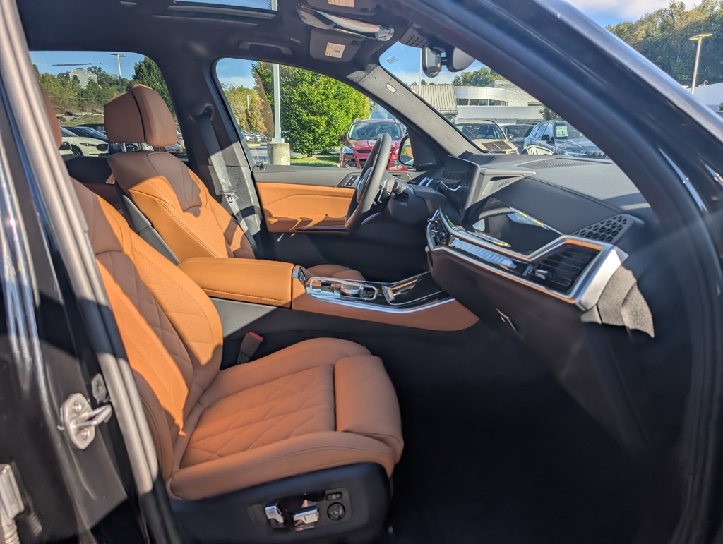 2025 Bmw X5 M60i photo 27
