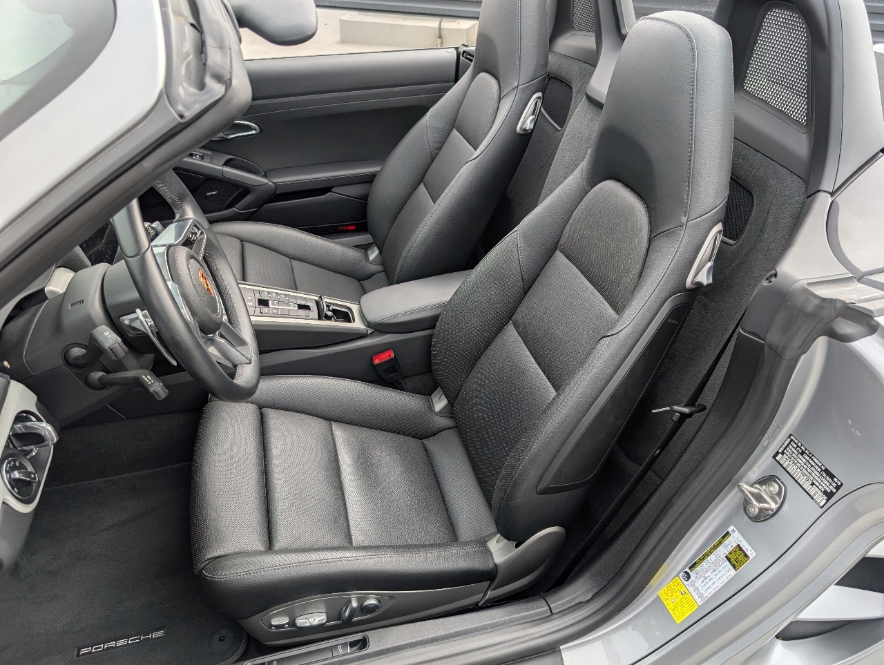 2019 Porsche Boxster S photo 5