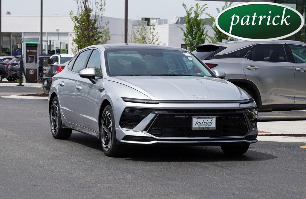 2025 Hyundai Sonata SEL's photo
