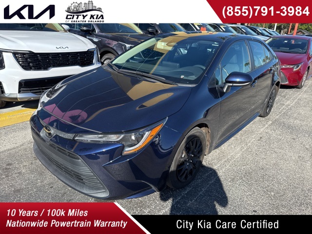 2023 Toyota Corolla LE's photo