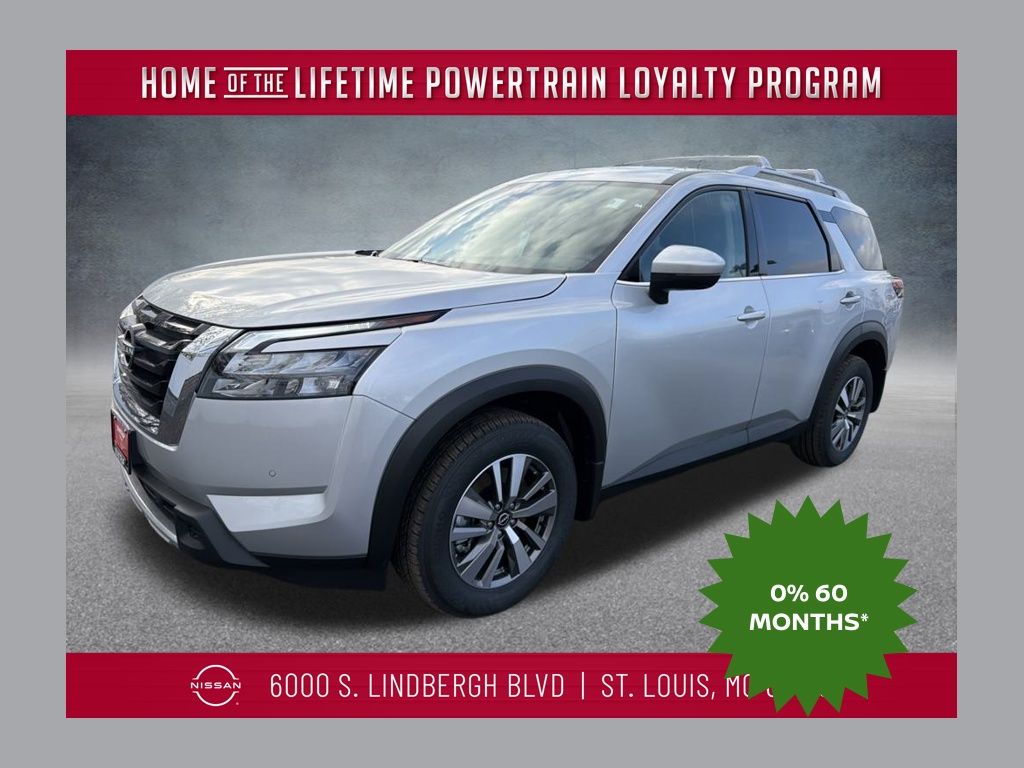 2025 Nissan Pathfinder SL's photo