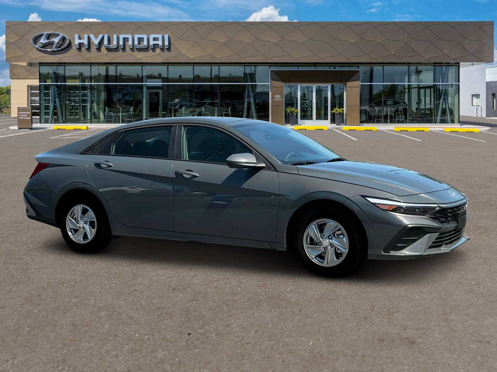 2025 Hyundai Elantra SE photo 9