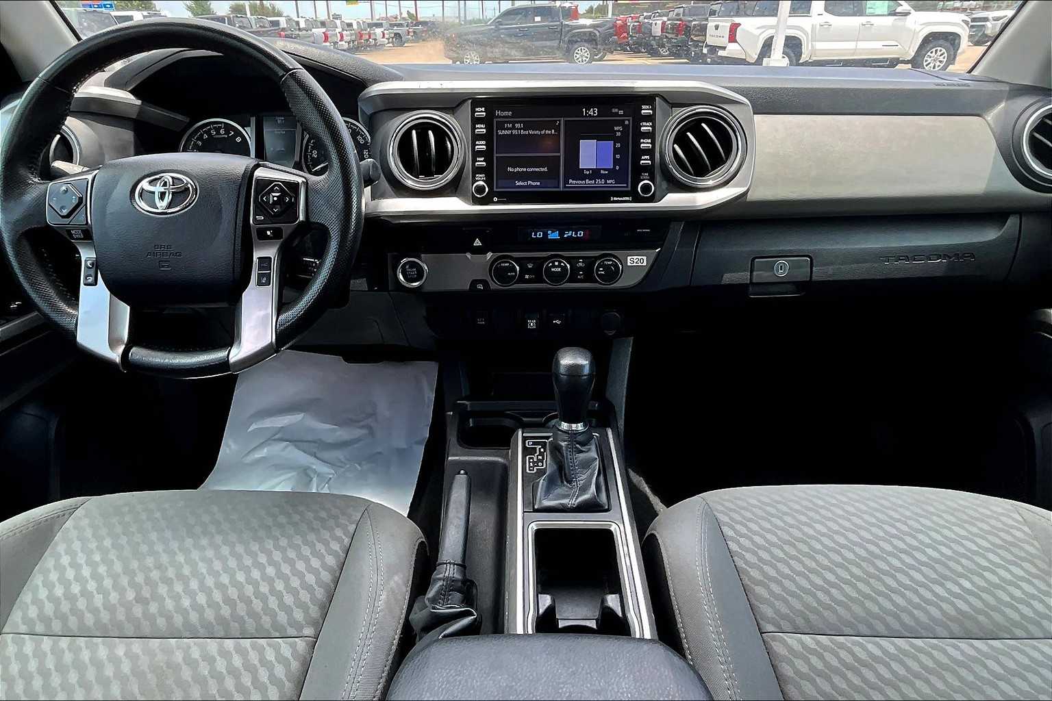 2023 Toyota Tacoma SR5 Double Cab V6 photo 15