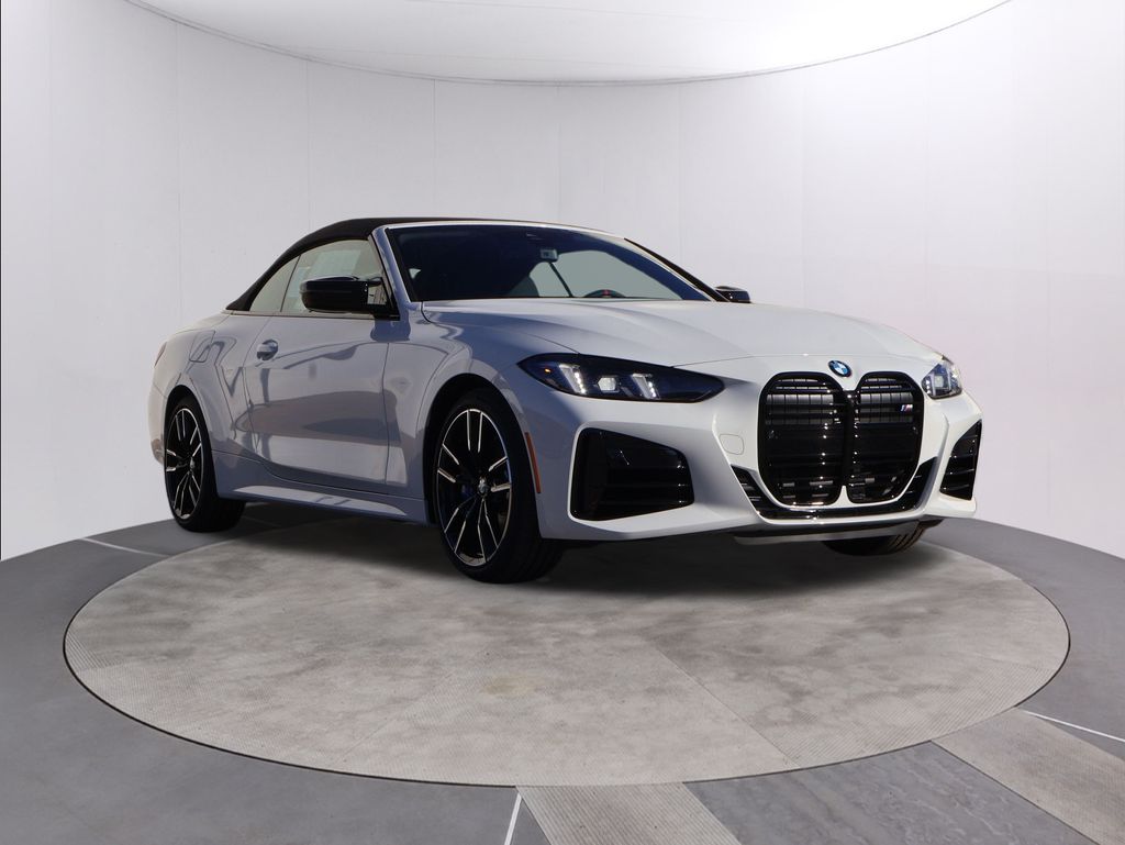 2026 BMW 4 Series M440i's photo