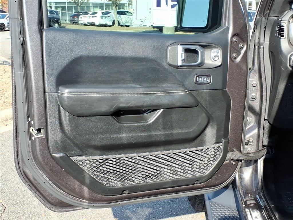 2019 Jeep Wrangler Unlimited Sahara photo 4