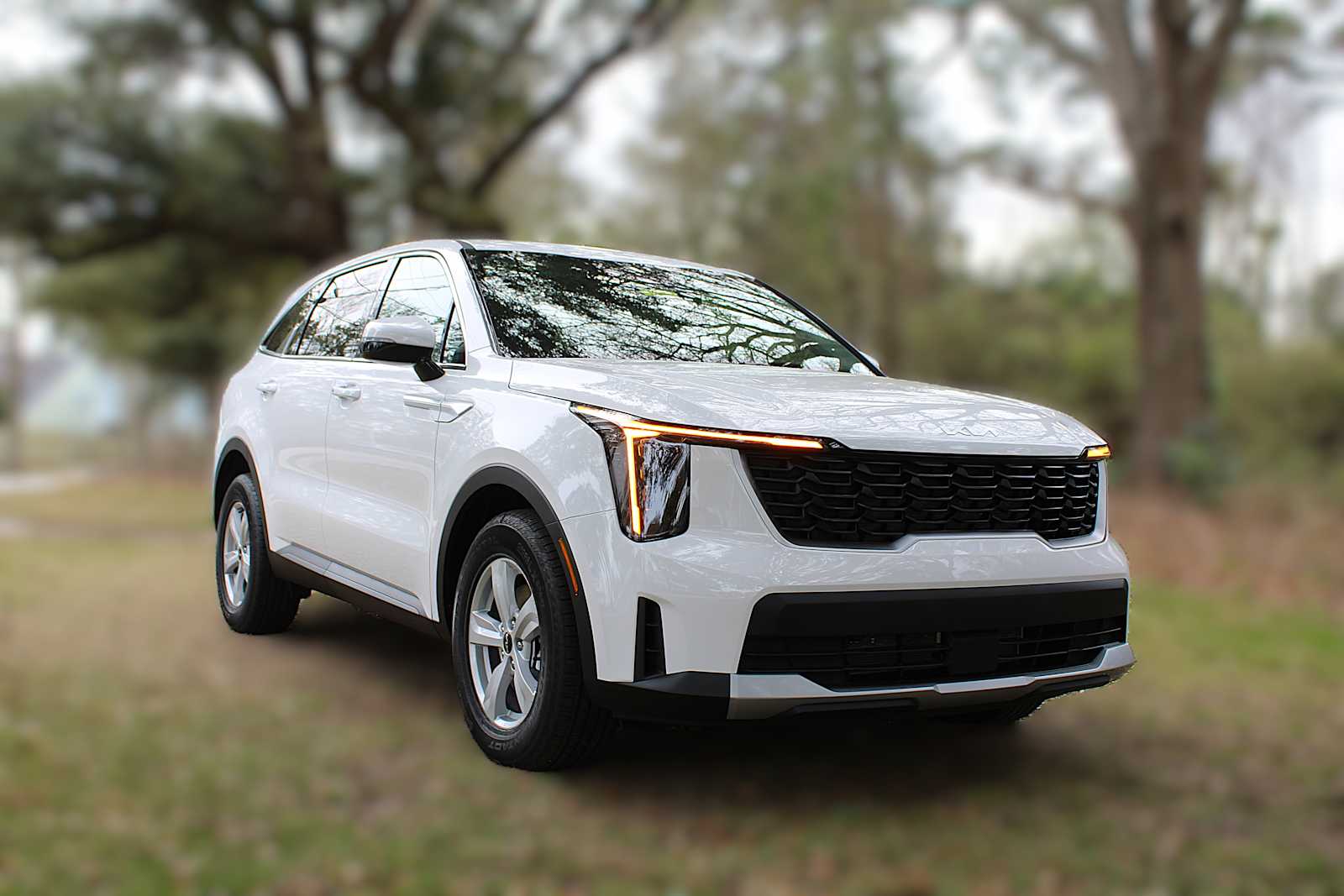 2026 Kia Sorento LX photo 2