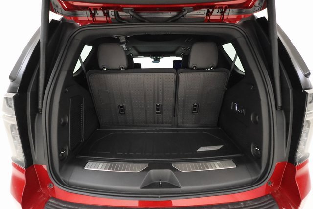 2026 Chevrolet Tahoe High Country photo 14