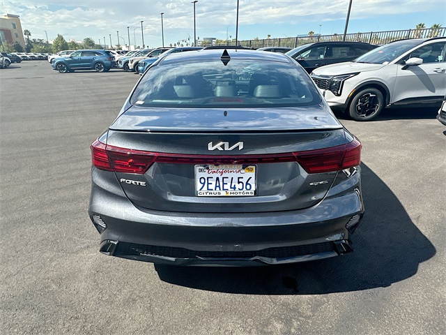 2023 Kia Forte GT-Line photo 3
