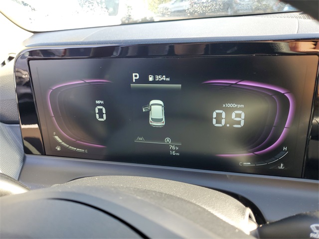 2025 Kia Seltos LX photo 15