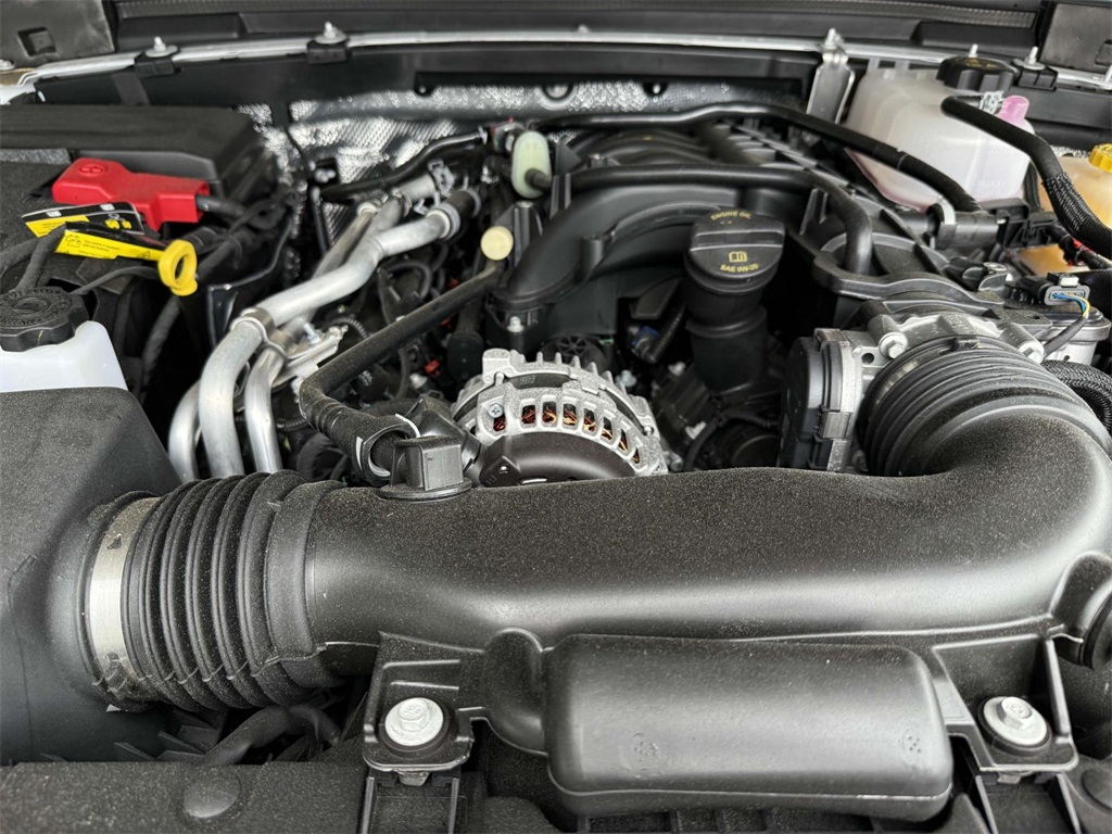2025 Jeep Wrangler Sport S photo 12