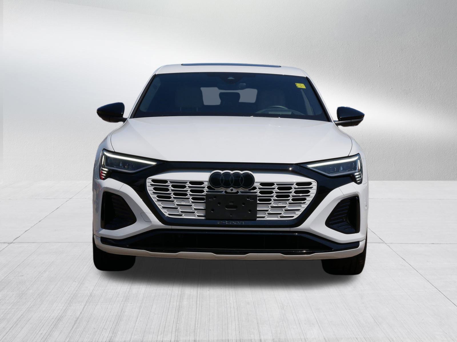 2024 Audi Q8 E-tron line Prestige photo 2