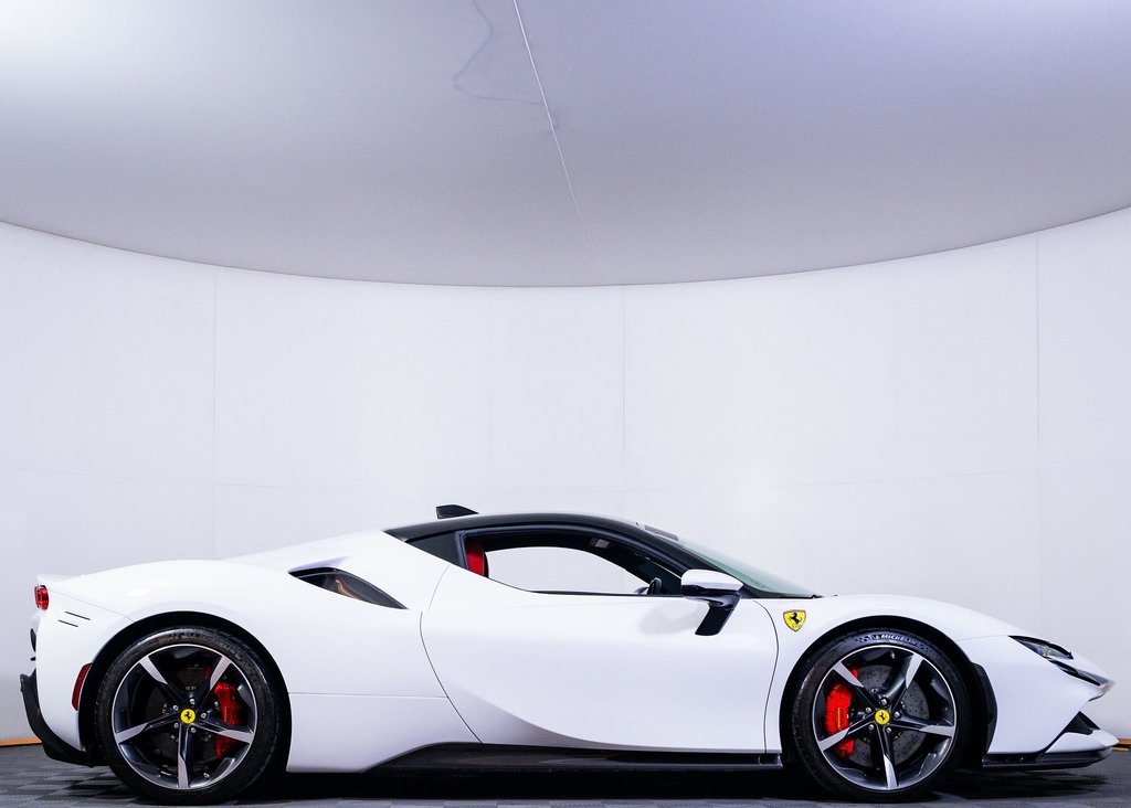 Certified Used 2021 Bianco Cervino Ferrari Base image 4