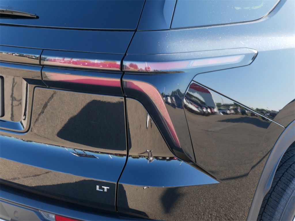 2024 Chevrolet Traverse photo 17