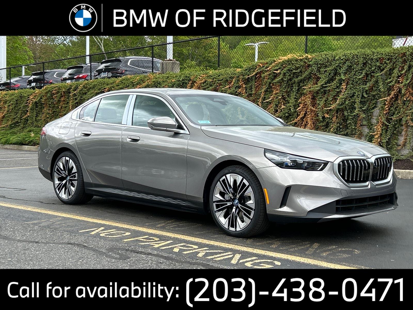 2025 BMW i5 40's photo