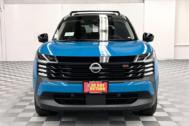 2025 Nissan Kicks SR photo 16