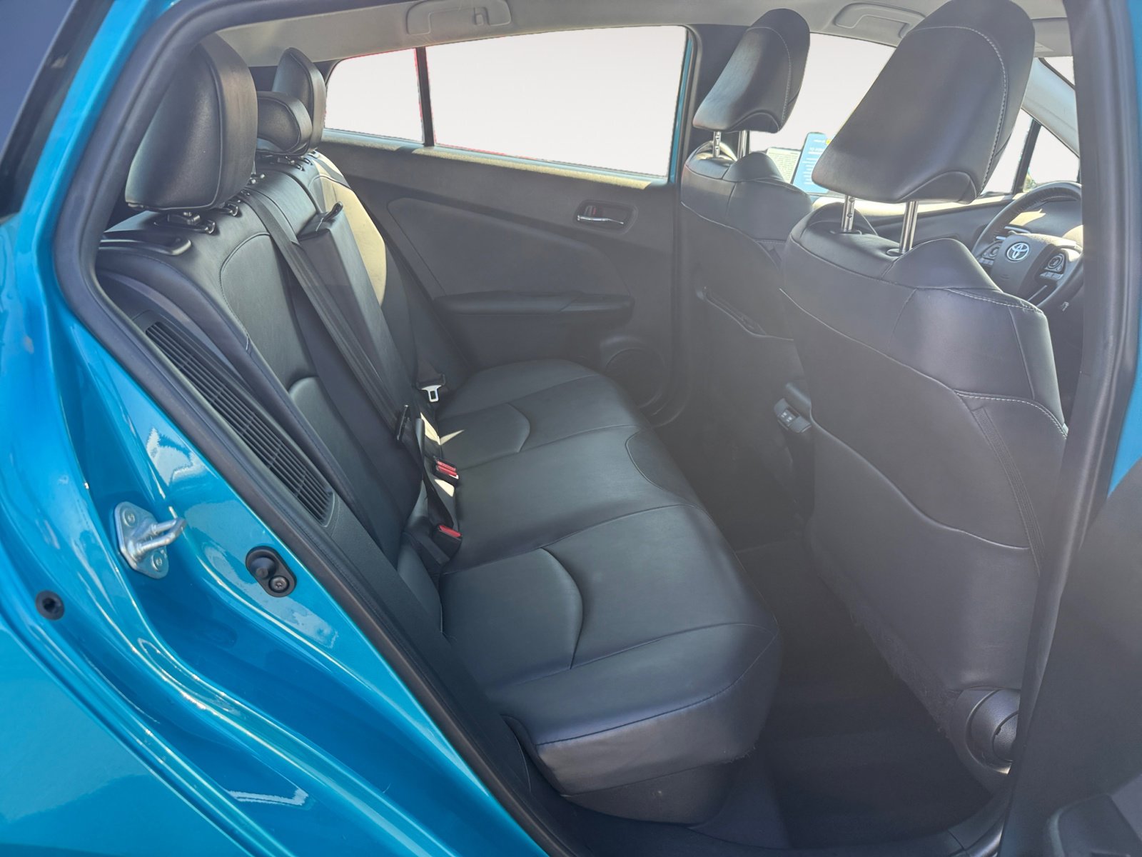 2021 Toyota Prius Prime XLE photo 18
