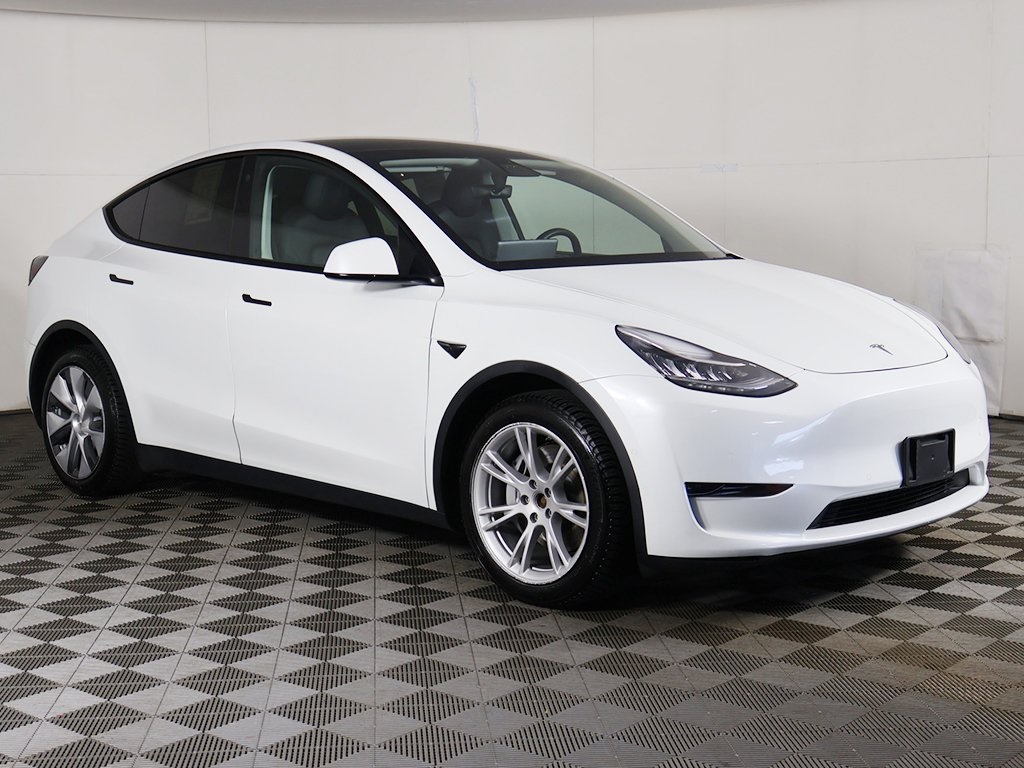 Used 2020 Tesla Model Y Long Range with VIN 5YJYGDEE6LF026859 for sale in Bedford, OH