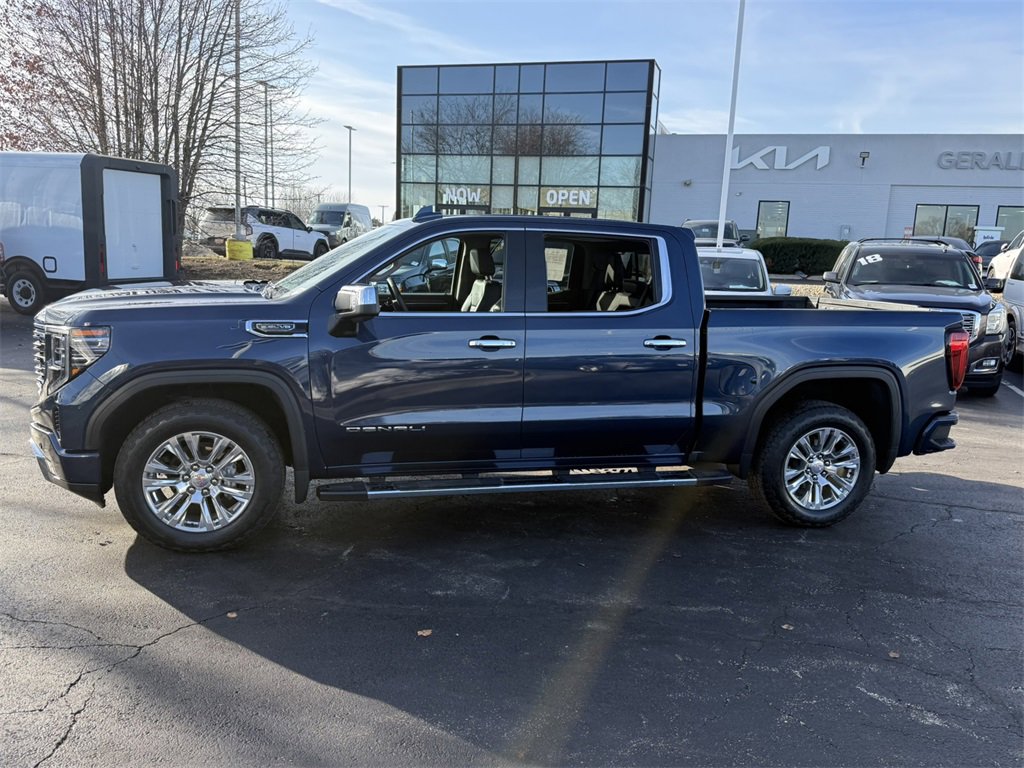 2023 GMC SIERRA - Image 4