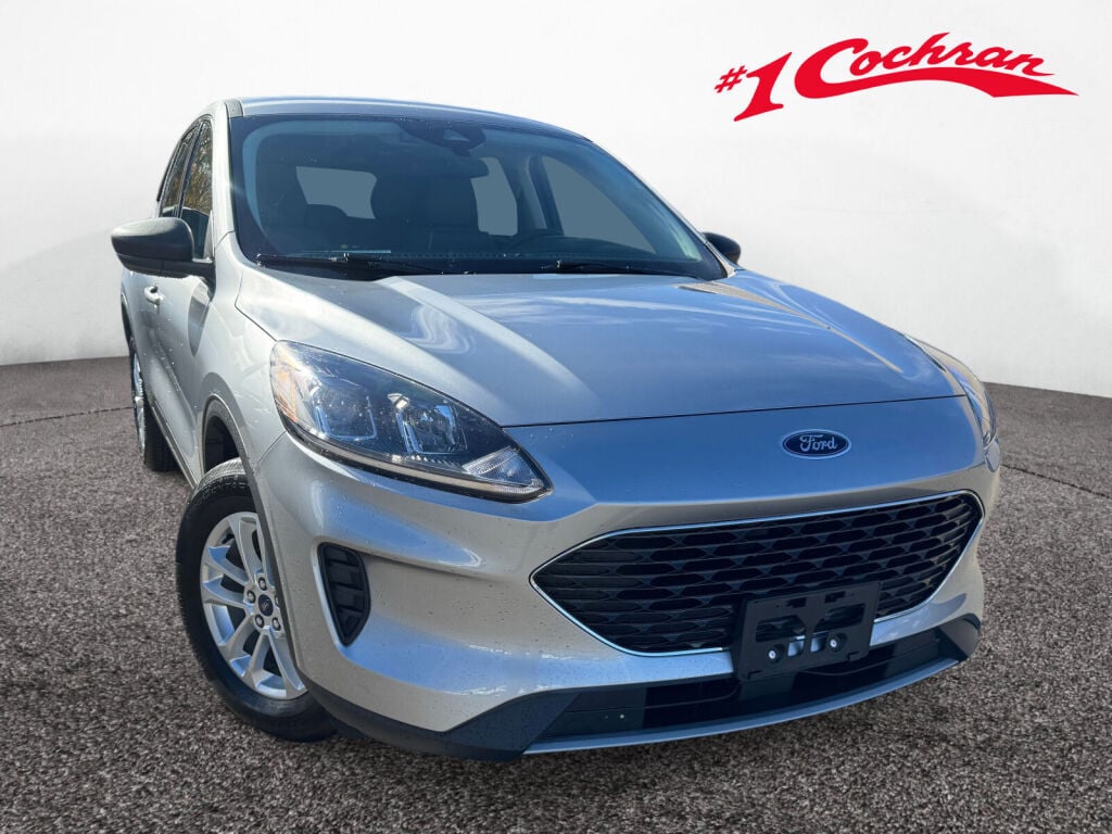 2022 Ford Escape SE's photo