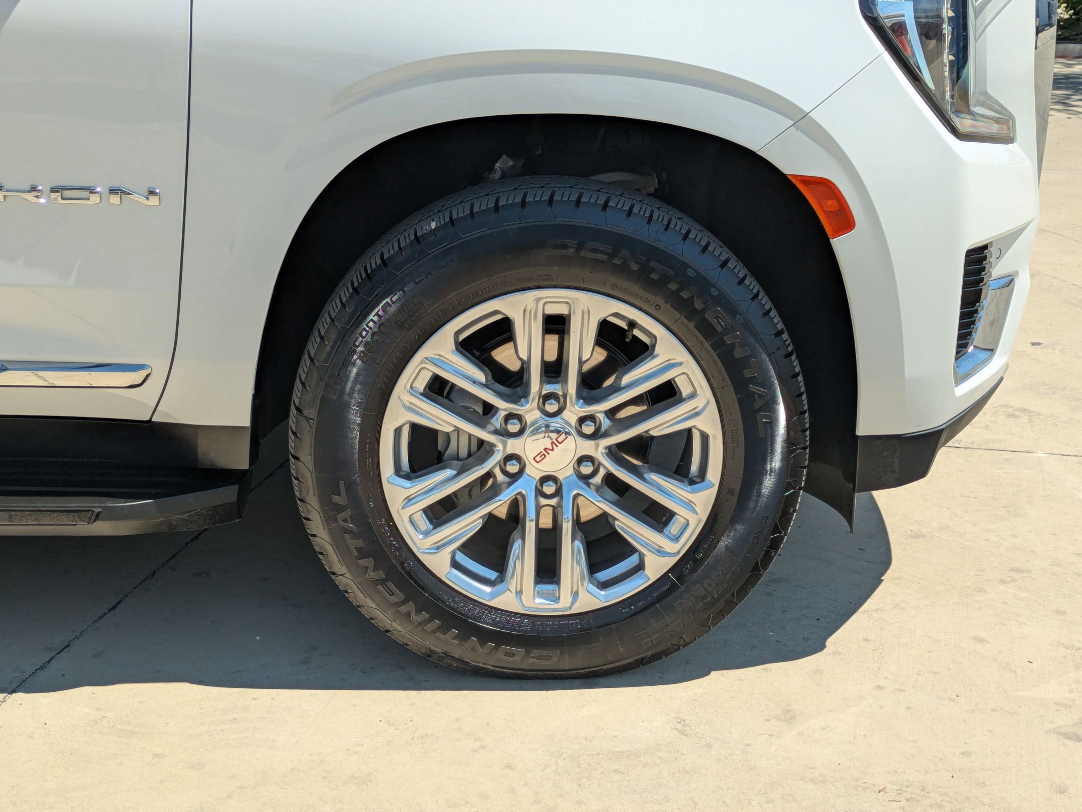 2024 Gmc Yukon SLT photo 31