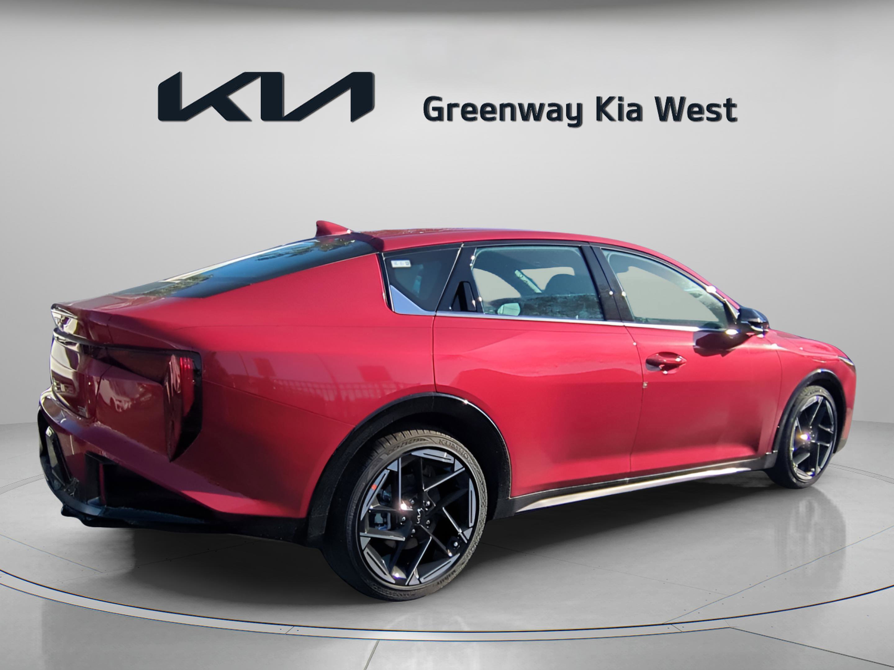 2025 Kia K4 GT-Line photo 6