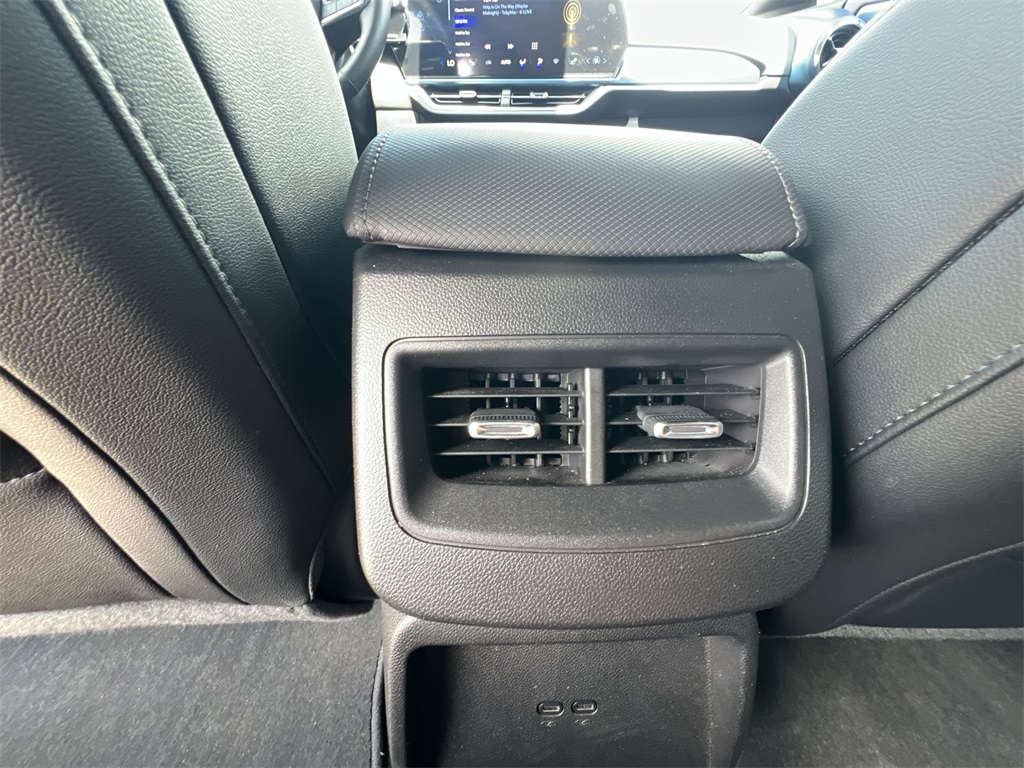 2024 Chevrolet Equinox EV 1LT photo 28