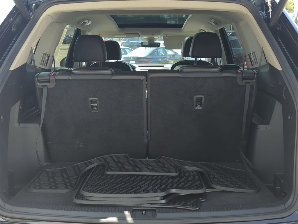 2022 Volkswagen Atlas V6 SEL R-Line photo 21