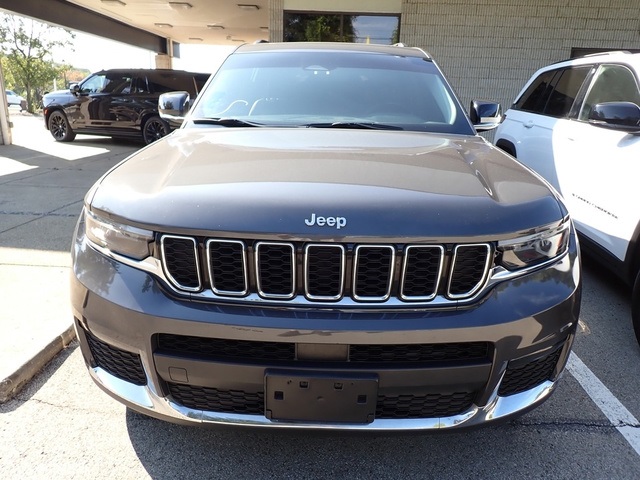 2022 Jeep Grand Cherokee Limited photo 9