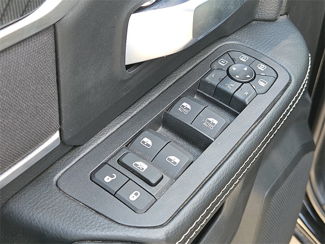 2025 Ram 2500 Big Horn photo 13