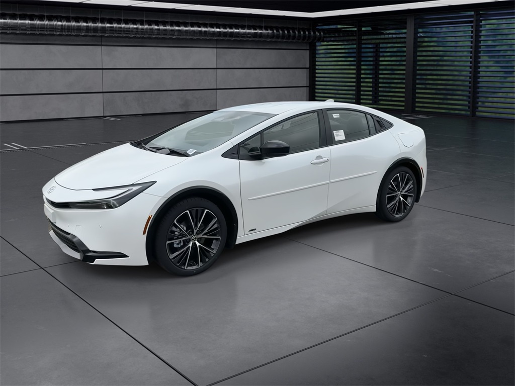 2025 Toyota Prius XLE photo 4