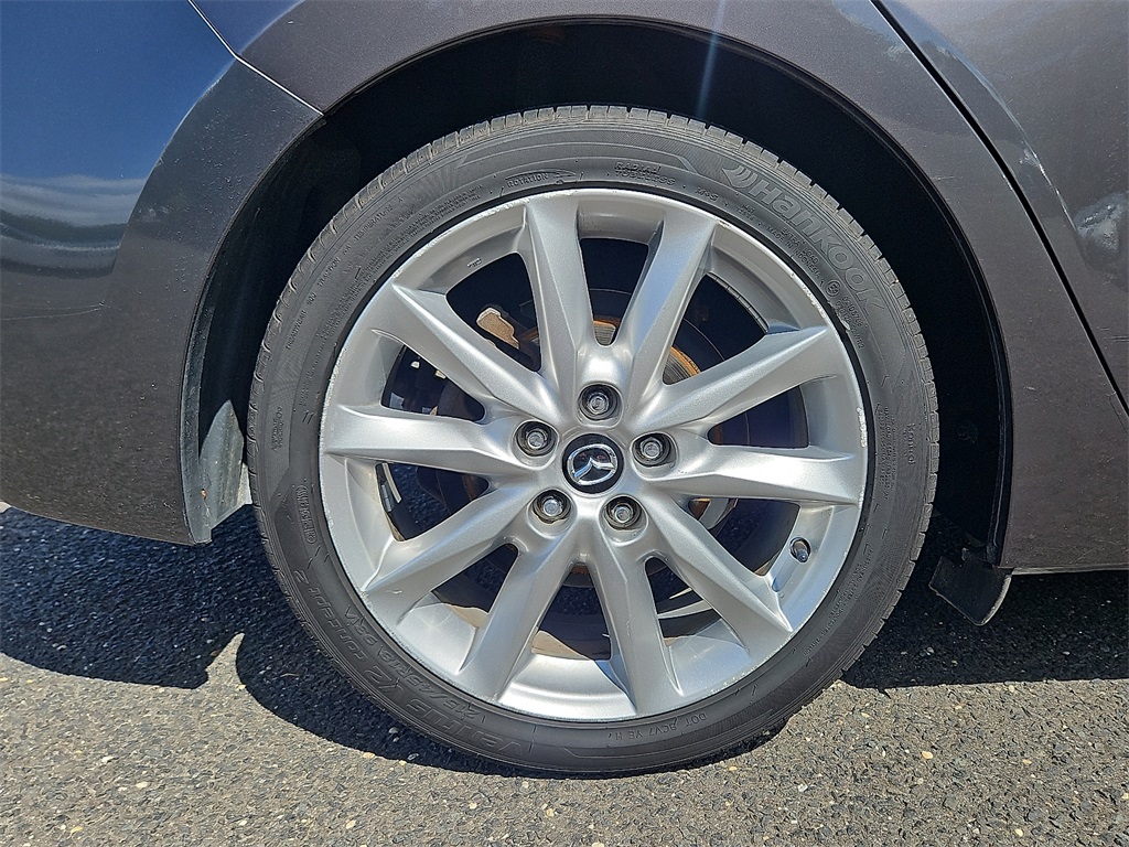 2017 Mazda Mazda3 Grand Touring photo 9