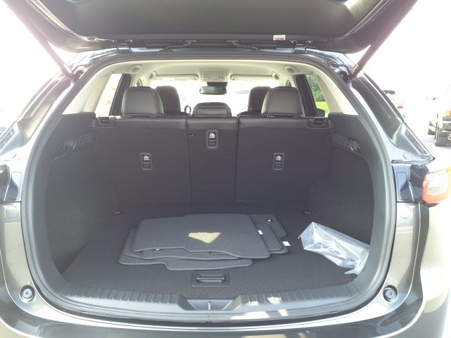 2025 Mazda CX-5 2.5 S Preferred photo 18