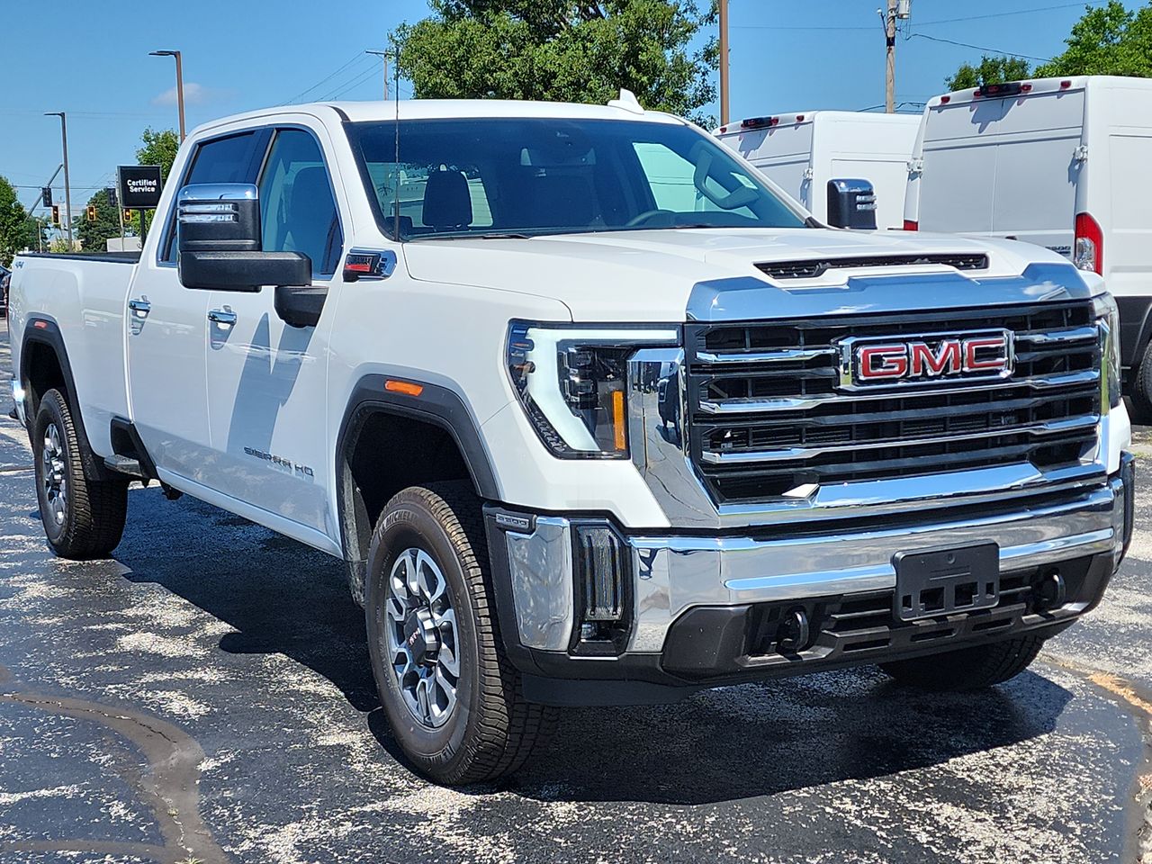 New 2025 White GMC SLT image 1