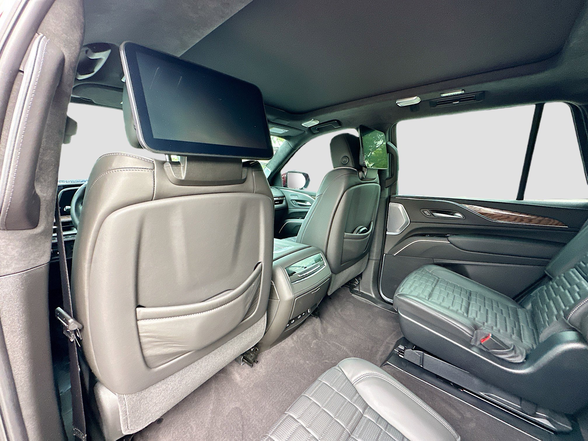 2023 Cadillac Escalade Sport Platinum photo 25