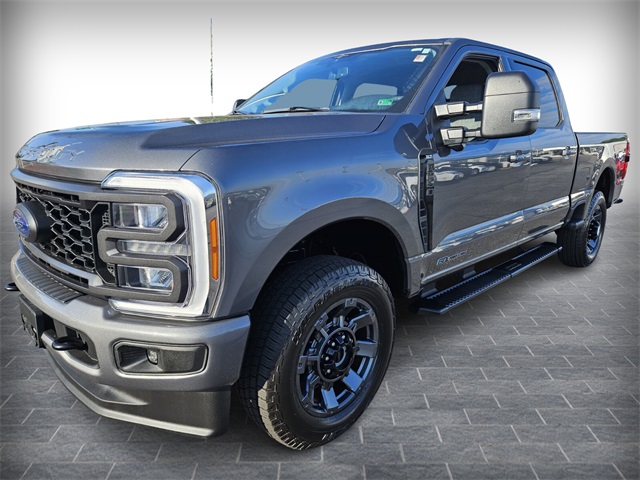 2023 Ford F-250 XLT photo 3