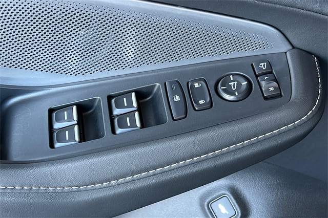 2025 Acura MDX SH-AWD Technology photo 12