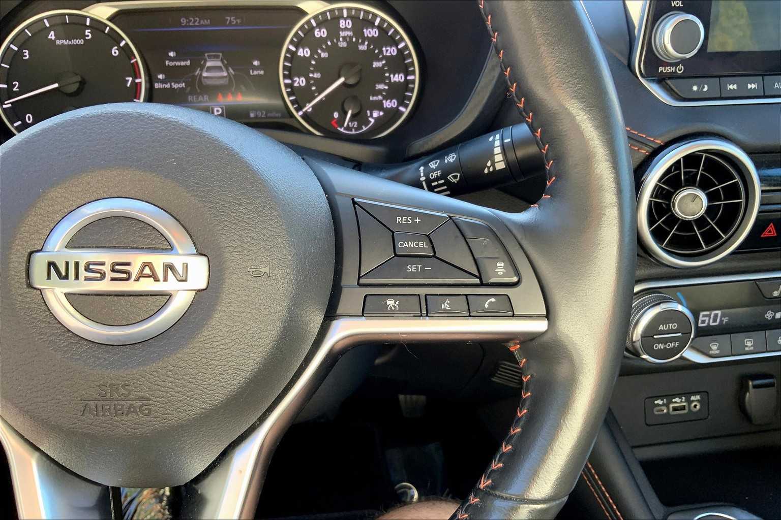 2022 Nissan Sentra SR photo 24